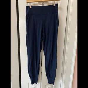 Lululemon Align Jogger 28”